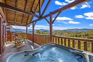 Outdoor spa tub - Winter Deals - Amazing Mountain Views - Family and Pet Friendly! (Sevierville)