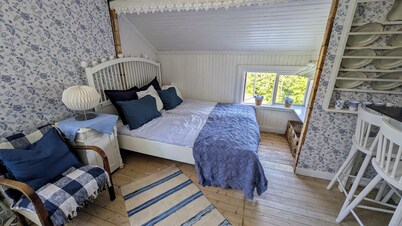 Bright and spacious living in historic building