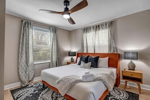 1 soverom, strykejern/-brett, wi-fi og sengetøy