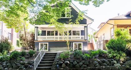9-Bed Capitol Hill Oasis w/King beds & Pool Table