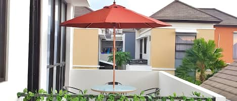 Rumah Eksklusif | Teras/patio