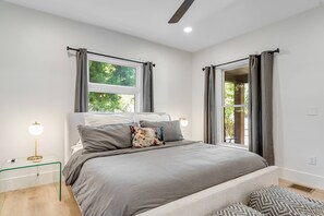 4 habitaciones, tabla de planchar con plancha y wifi gratis