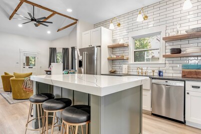 Lux North End Gem w/ Gourmet Kitchen and Spa-Inspired Master Bathroom | 10 min Walk to Hyde Park