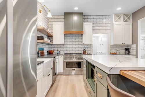 Lux North End Gem w/ Gourmet Kitchen and Spa-Inspired Master Bathroom | 10 min Walk to Hyde Park