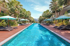 Piscine extérieure