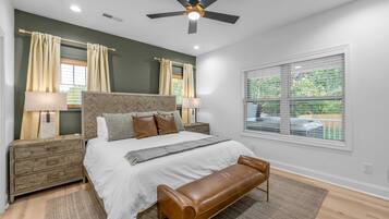 5 quartos, ferros/tábuas de passar roupa, berço de viagem, Wi-Fi