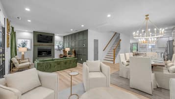 TV, lareira, escritórios