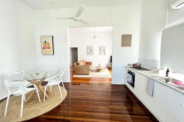 Apartment 1 | Private kitchen | Full-sized fridge, microwave, oven, stovetop