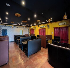 Restaurant - sagar Residency (Bahur)