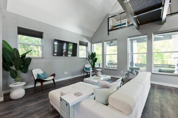 Télévision, espaces bureaux