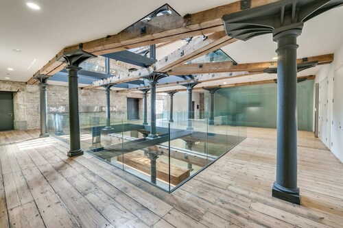 Luxury 2 bed Apt in historic Royal William Yard