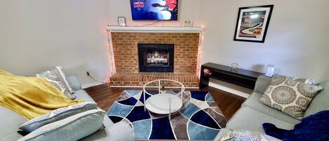 TV connectée, cheminée