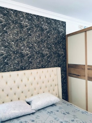 1 chambre, fer et planche Ă repasser, Wi-Fi, draps fournis