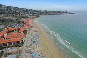 Liegestühle, Strandtücher