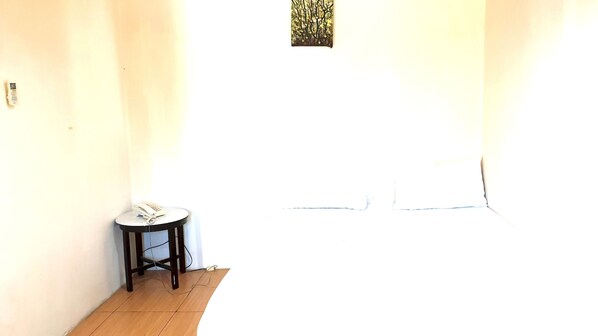 Standard Double Room | Desk, laptop workspace, free WiFi, bed sheets