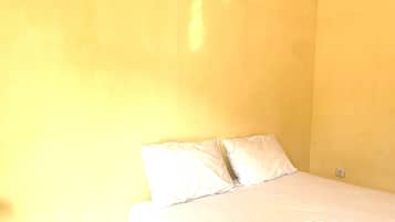 Standard Double Room | Desk, laptop workspace, free WiFi, bed sheets