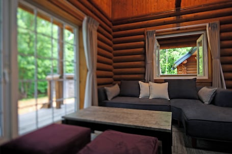 Casa familiar | Zona de estar. THE LODGE ABASHIRI