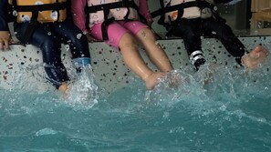 Deluxe Double Room | Premium bedding, blackout drapes, free WiFi, bed sheets - DOAN KIDS POOL VILLA HOTEL (Busan)