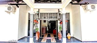 Hotel O Motel Langko