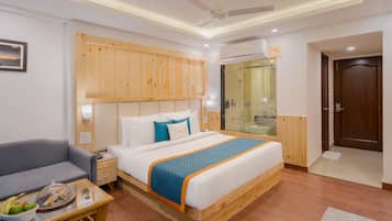Connect Room | Premium bedding, minibar, in-room safe, desk