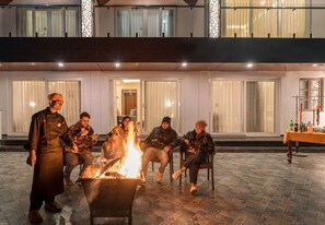 Outdoor dining - Zone Connect by The Park Mussoorie (Dehradun)