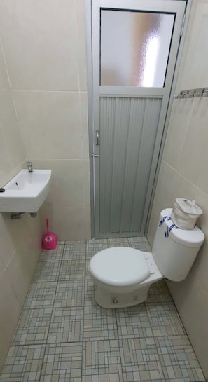 Double Room | Bathroom