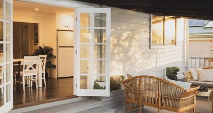 Halcyon Days the perfect getaway, Sundays late check out, pet friendly!