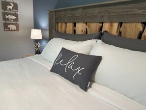 3 bedrooms, iron/ironing board, travel crib, free WiFi