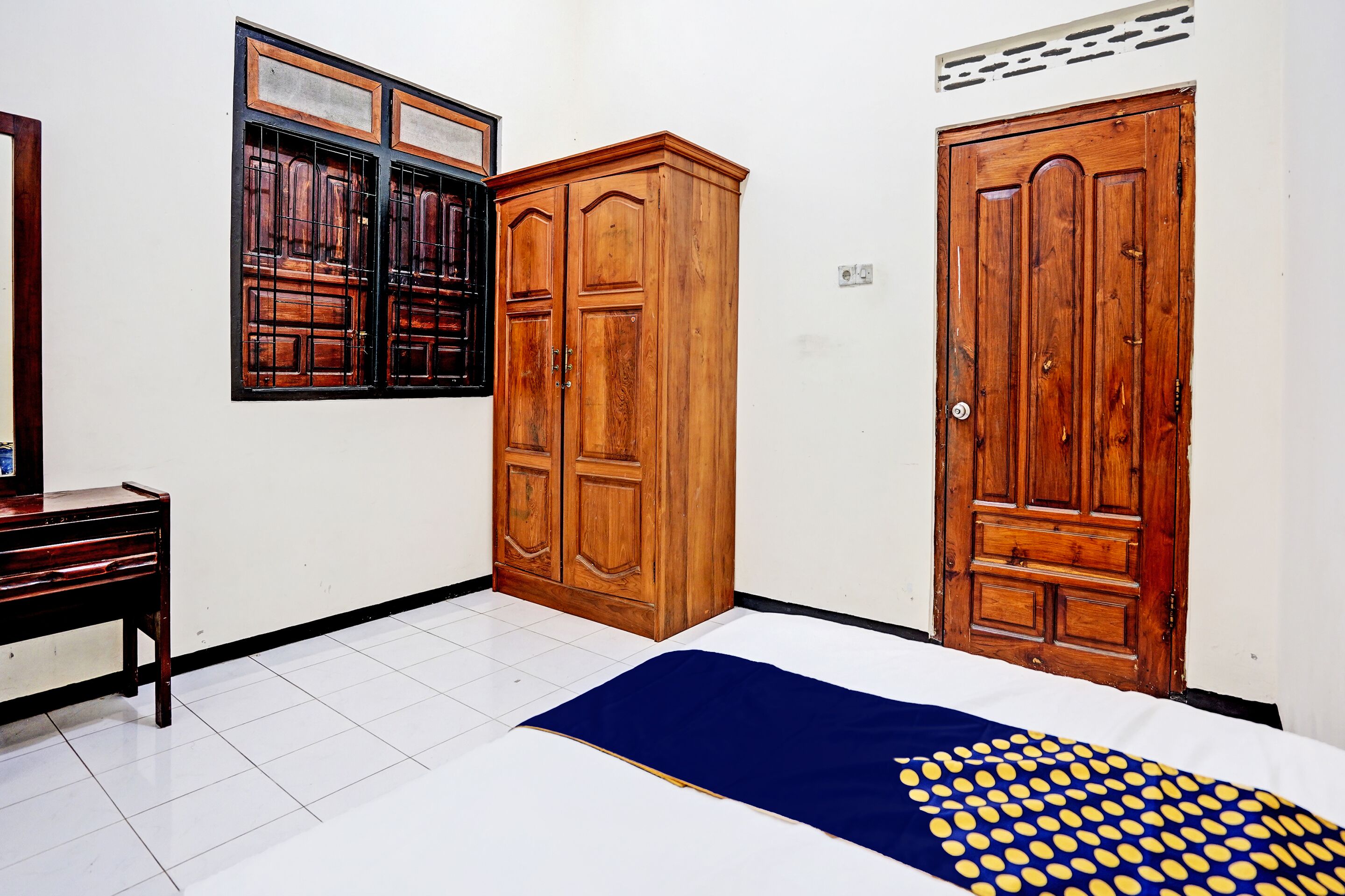 Double Room | Desk, laptop workspace, free WiFi, bed sheets