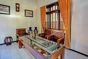 Lobby - OYO Life 92785 Wisma Trubus Syariah (Tuban)