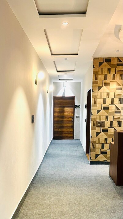 Hotel Primrose - Patiala