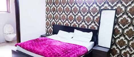 Deluxe Double Room | Soundproofing, free WiFi