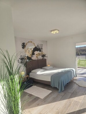 3 間睡房、Wi-Fi、床單