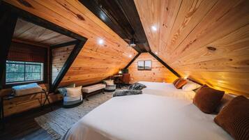 3 Schlafzimmer, Schreibtisch, Bügeleisen/Bügelbrett, Reisekinderbett