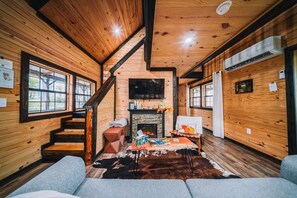 Smart TV, fireplace, table football