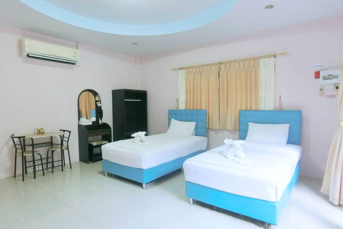Phòng 2 giường đơn Deluxe | Truy cập Internet không dây miễn phí, bộ trải giường