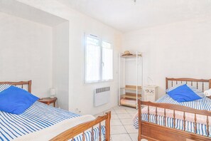 2 habitaciones, tabla de planchar con plancha y wifi gratis