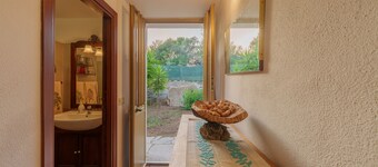 Holiday Home 'Casa Vacanza Macciunitta' with Private Garden, Wi-Fi and Air Conditioning