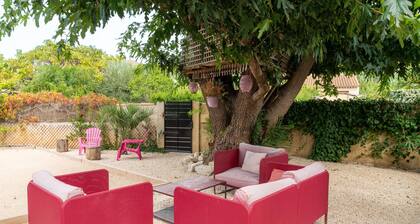 Holiday Home 'P'tit Bout De Paradis' with Private Pool, Private Terrace and Wi-Fi