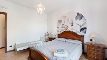 2 habitaciones, tabla de planchar con plancha y wifi gratis