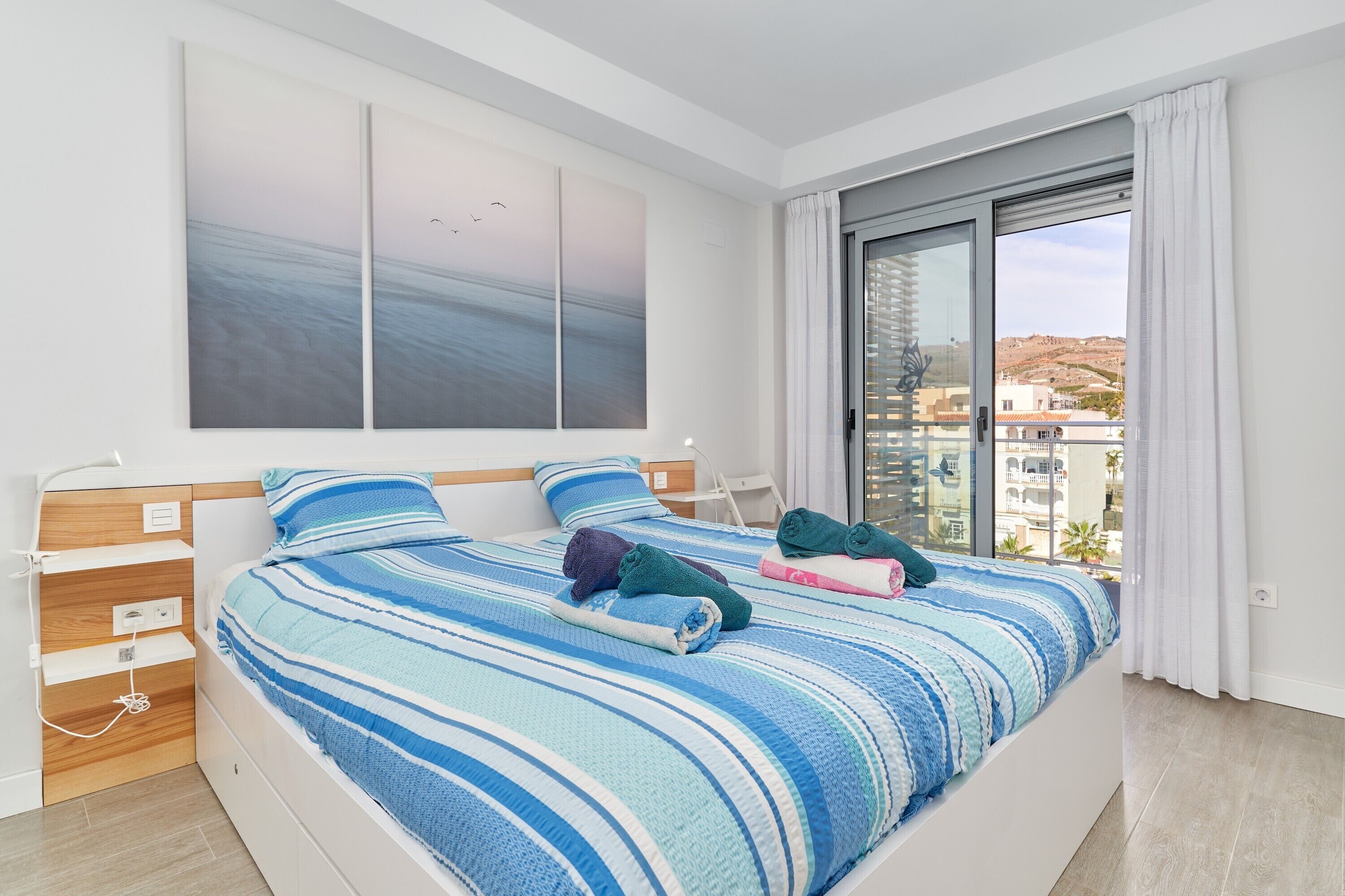 3 habitaciones, tabla de planchar con plancha y wifi gratis 