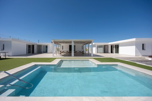 Villa 'Pablo' with Private Pool, Private Terrace and Air Conditioning