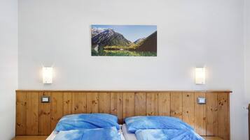 3 makuuhuonetta, ilmainen Wi-Fi, vuodevaatteet