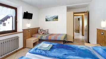 3 chambres, Wi-Fi gratuit, draps fournis