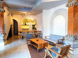 ลานระเบียง/นอกชาน