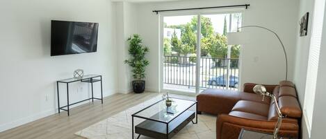 Smart TV, books, offices