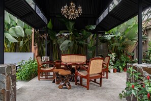 Lobby - OYO 92588 Grand Lie Cost Syariah (Palembang)