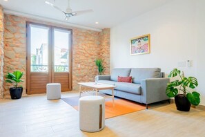 TV, offices