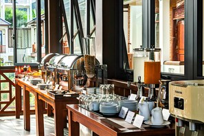 Food court - Palm Bay Resort Phu Quoc (Phu Quoc)