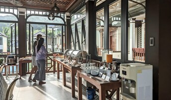 Free daily local cuisine breakfast 